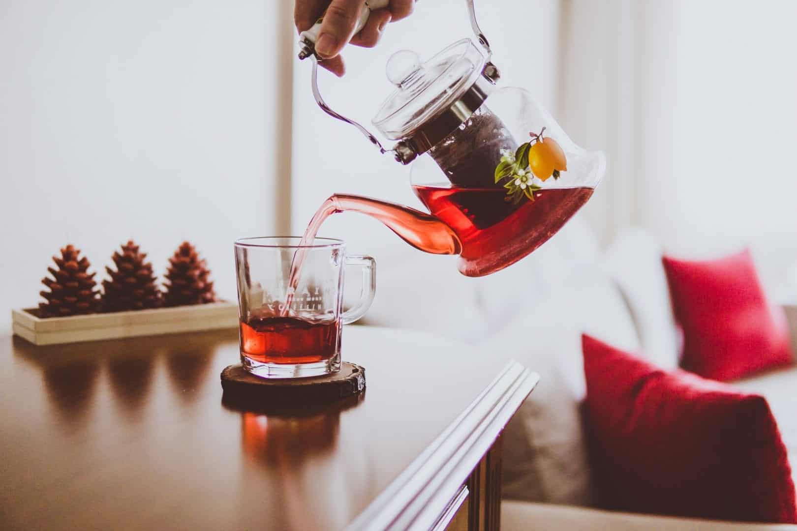 Chá de hibisco - é bom para a saúde e ajuda no emagrecimento