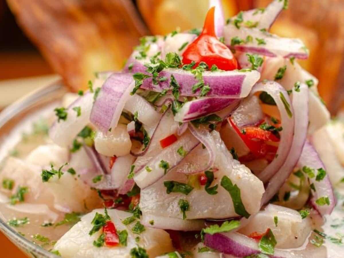 Ceviche de peixe branco